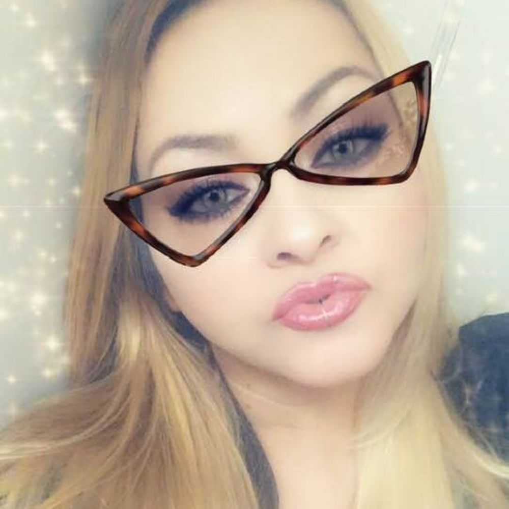 Meet your Posher, Lilly n